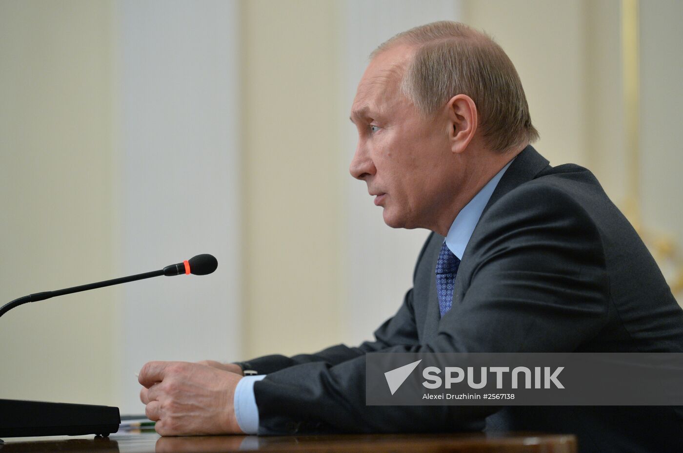 President Putin holds meeting on loans to real economy companies