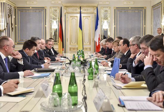 Leaders of France and Germany visit Kiev
