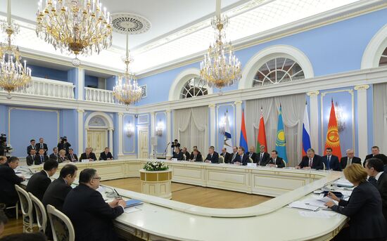 First session of EEU Intergovernmental Council