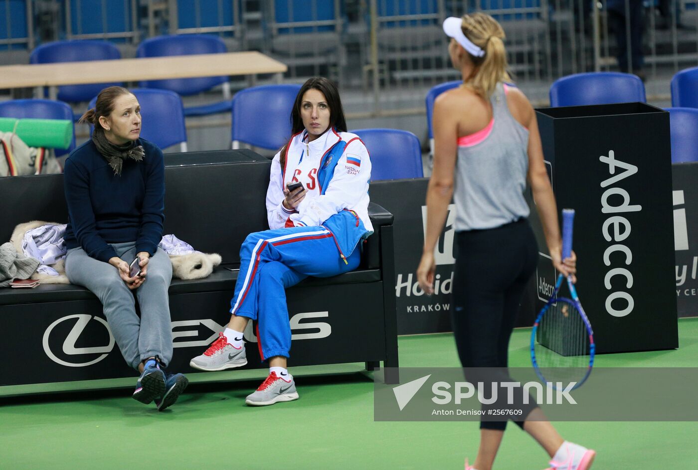 Tennis. 2015 Fed Cup. Poland - Russia. Training sessions