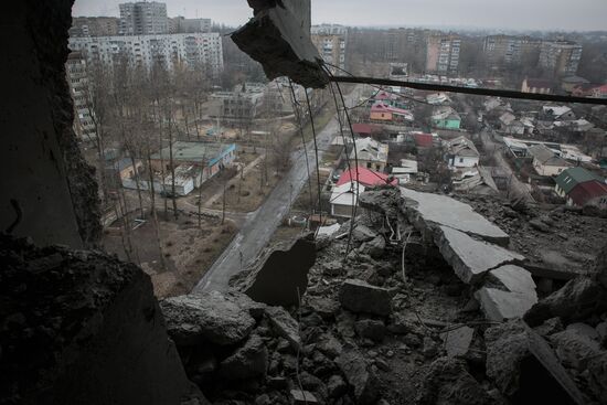 Donetsk shelling aftermath
