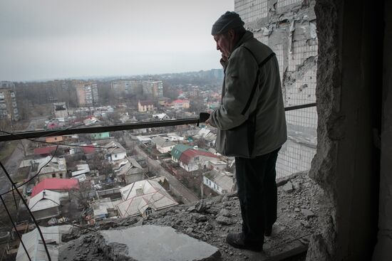 Donetsk shelling aftermath