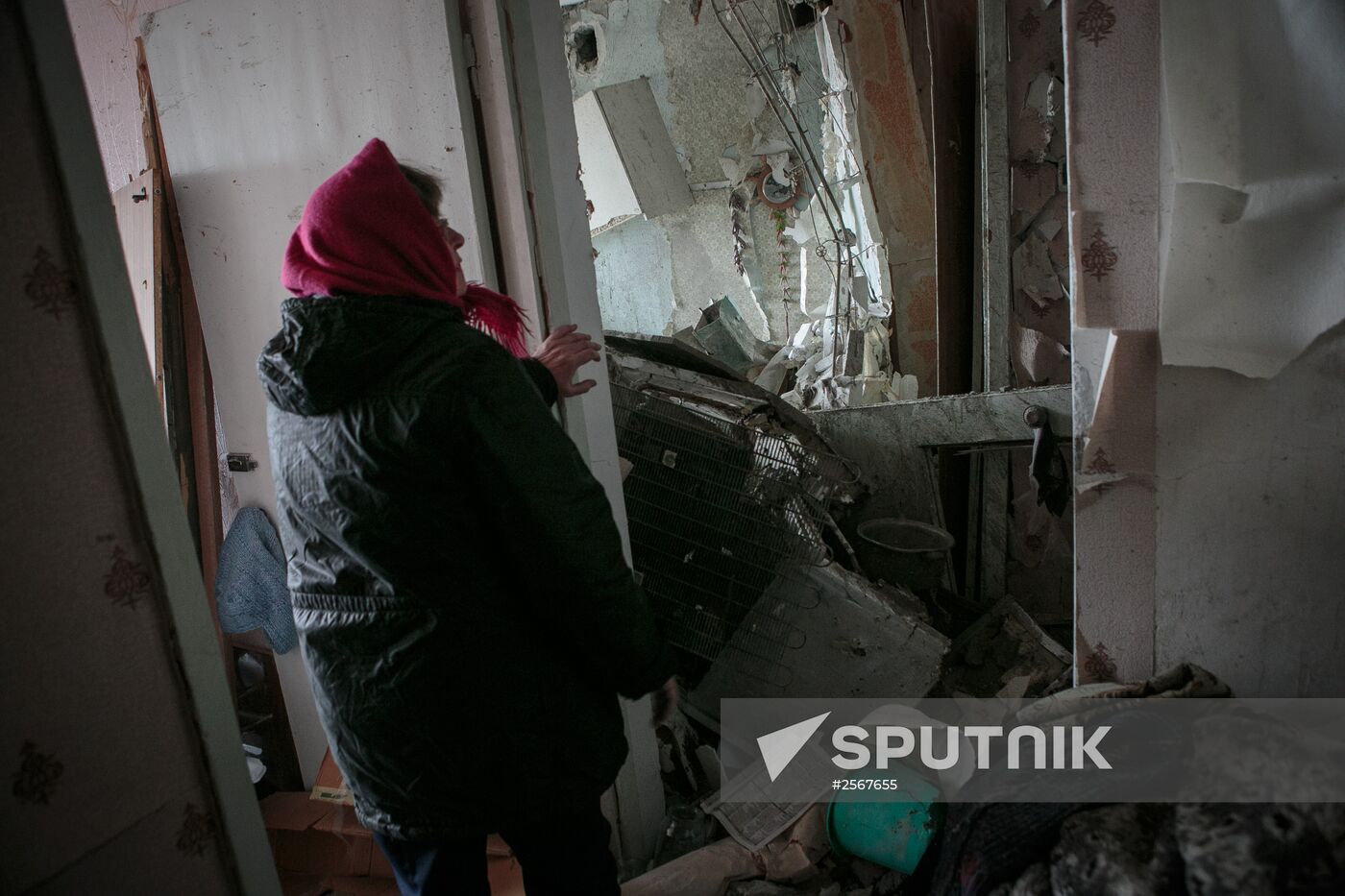 Donetsk shelling aftermath