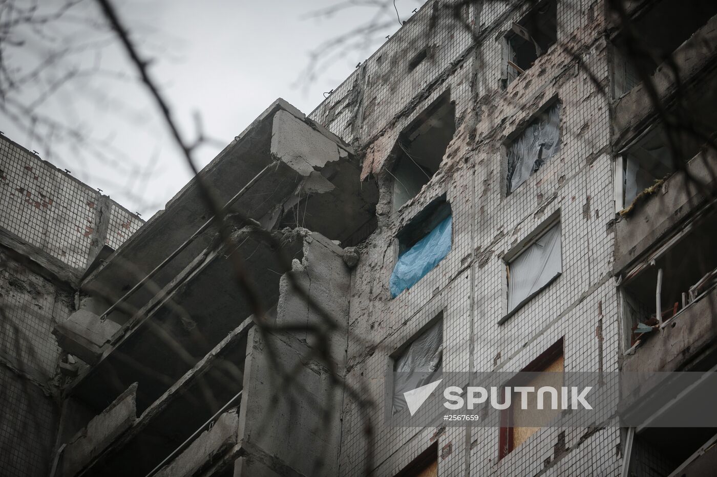 Donetsk shelling aftermath