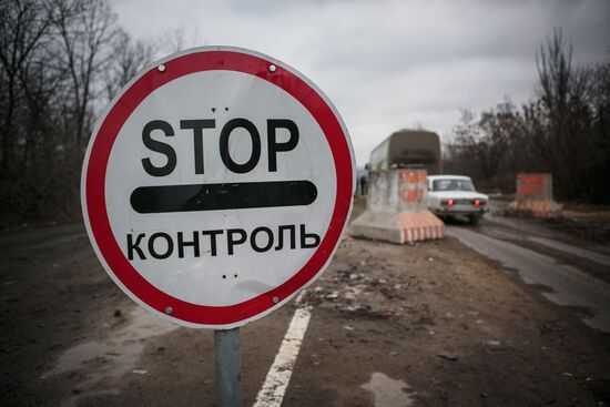 Donetsk shelling aftermath