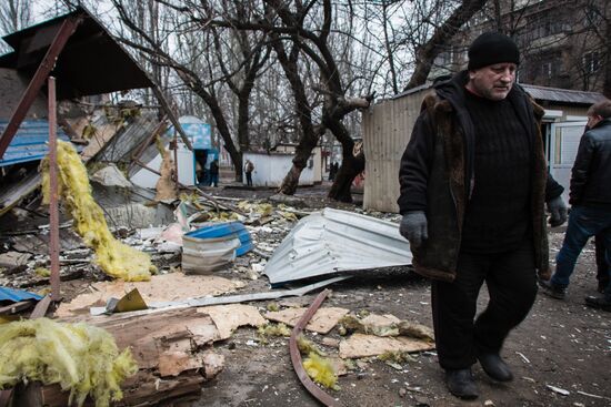 Donetsk shelling aftermath