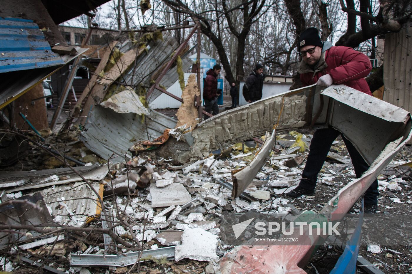 Donetsk shelling aftermath