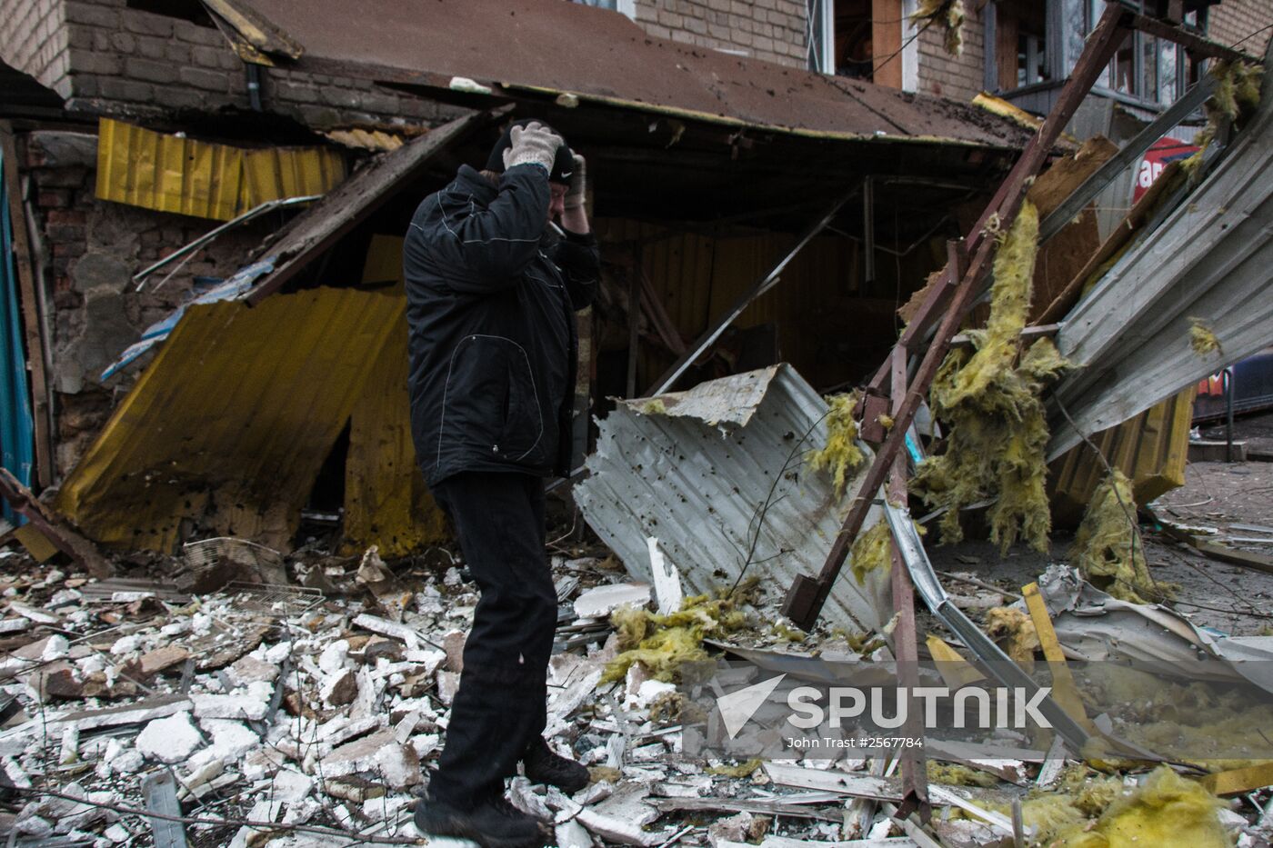 Donetsk shelling aftermath