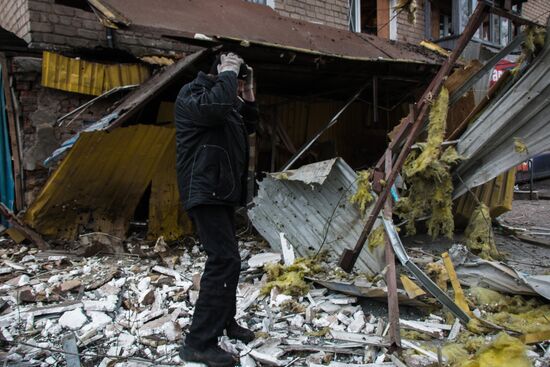 Donetsk shelling aftermath