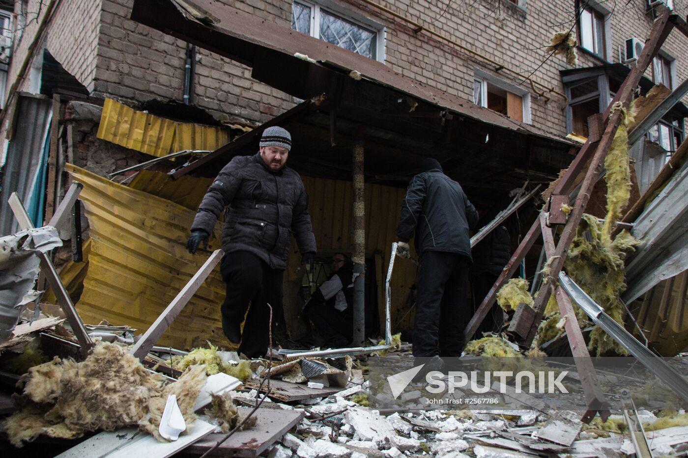 Donetsk shelling aftermath