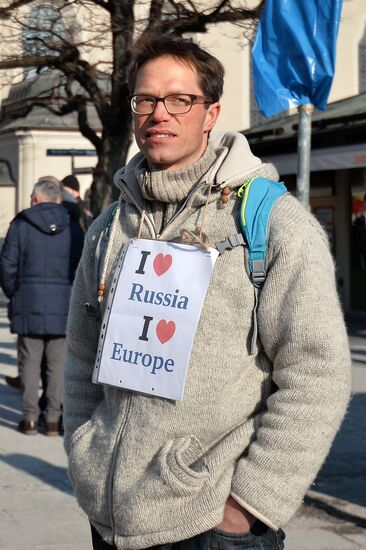 Protest rallies against NATO in Munich