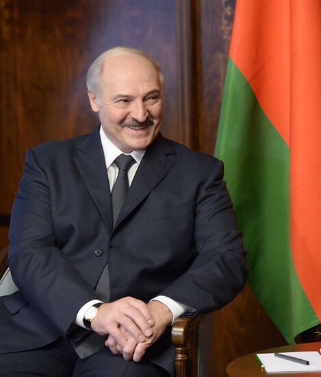 Vladimir Putin meets with Belarusian President Alexander Lukashenko