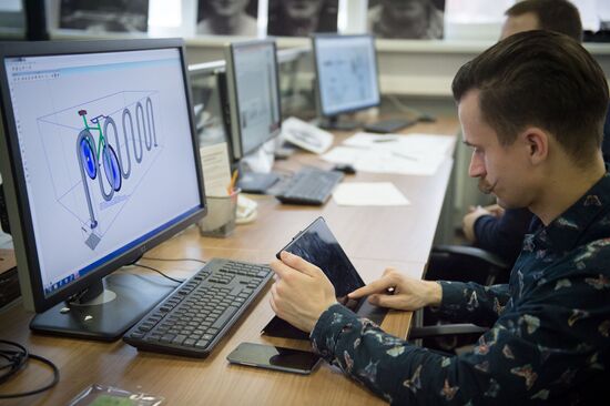 Moscow Mayor S.Sobyanin visits scientific and production center TECHNOSPARK in Troitsk