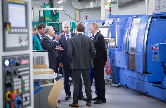 Moscow Mayor S.Sobyanin visits scientific and production center TECHNOSPARK in Troitsk