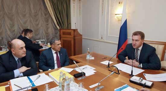 First Deputy Prime Minister Igor Shuvalov chairs meeting of government commission