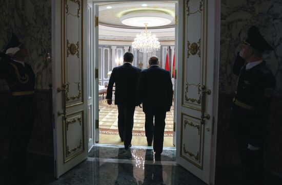 Russian, German, French and Ukrainian leaders meet for talks in Minsk