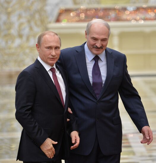 Russian, German, French and Ukrainian leaders meet for talks in Minsk