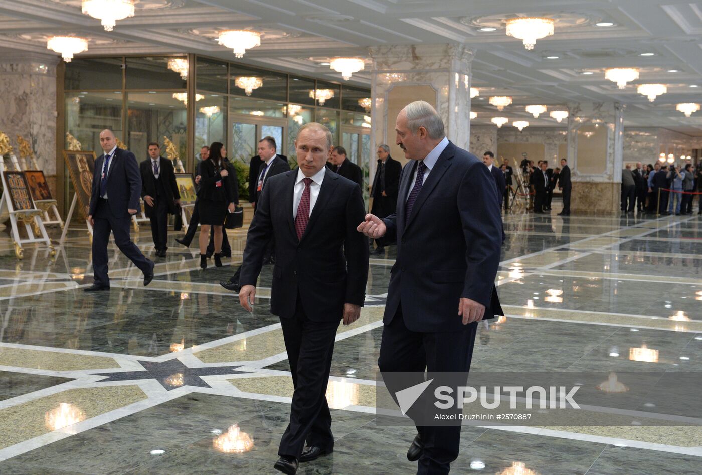 Russian, German, French and Ukrainian leaders meet for talks in Minsk