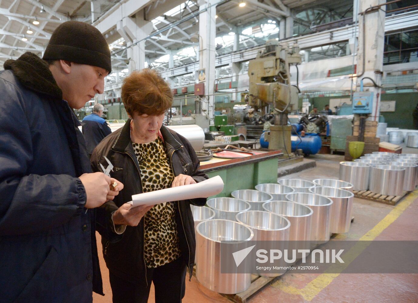 Dmitry Rogozin visits Dagdizel plant