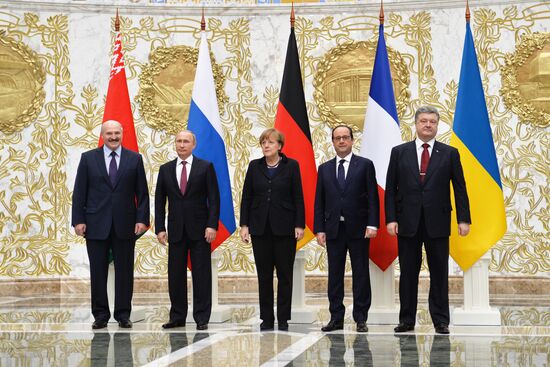 Russian, German, French and Ukrainian leaders meet for talks in Minsk
