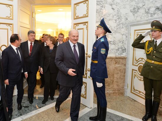 Russian, German, French and Ukrainian leaders meet for talks in Minsk