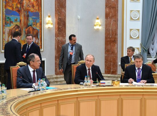 Russian, German, French and Ukrainian leaders meet for talks