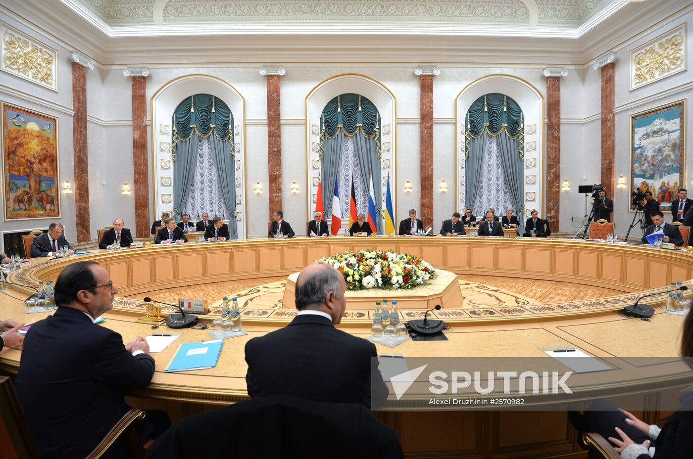 Russian, German, French and Ukrainian leaders meet for talks