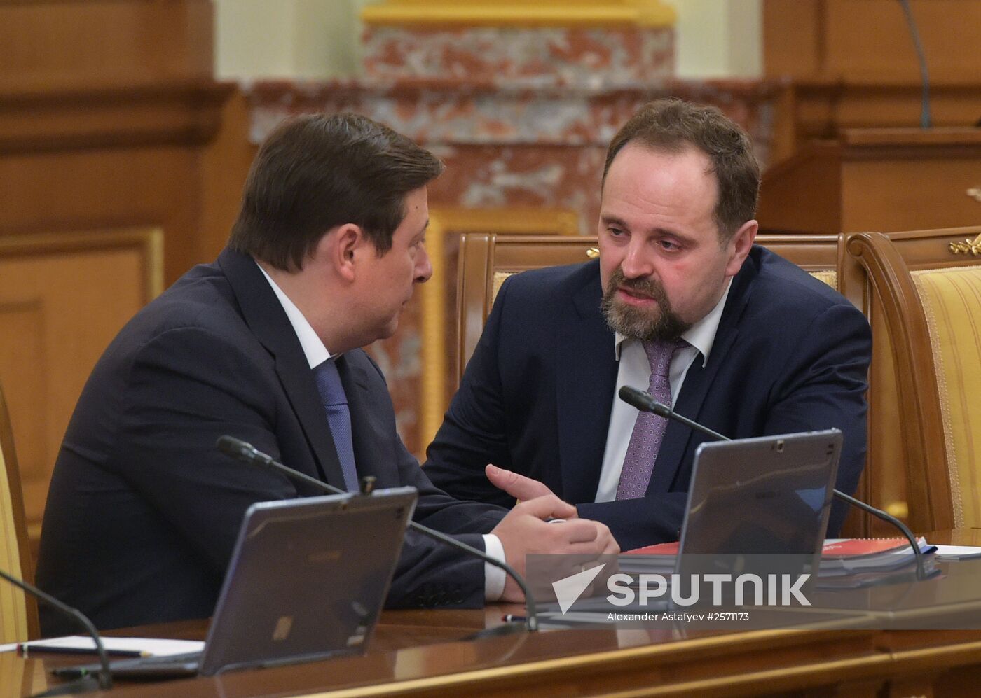 Russian Prime Minister Dmitry Medvedev chairs Government meeting