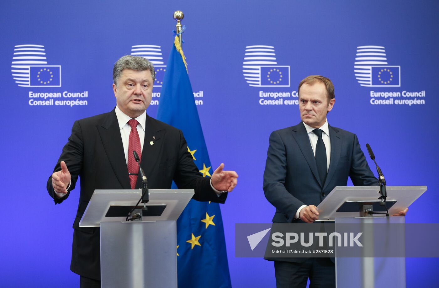 Petro Poroshenko visits Brussels