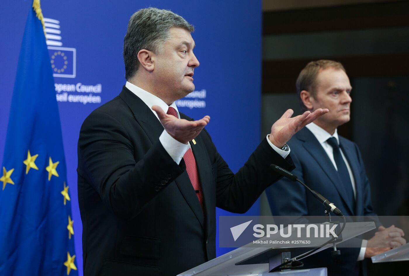 Petro Poroshenko visits Brussels