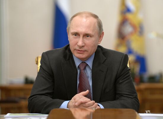 President Putin meets with economic experts
