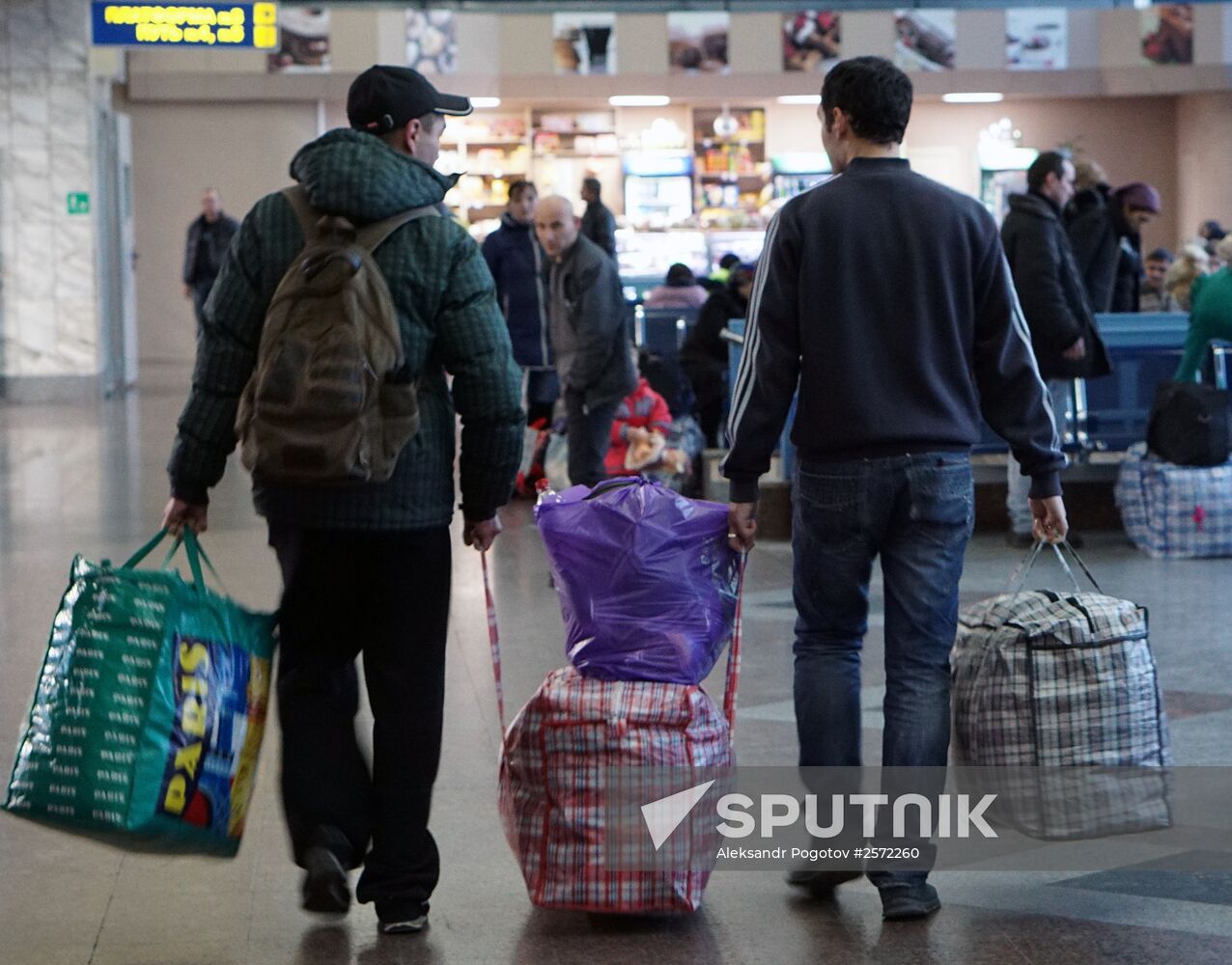 Ukrainian refugees at Rostov-on-Don railway station