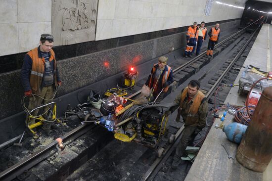 Moscow's Tagansko-Krasnopresnenskaya metro line undergoes repairs
