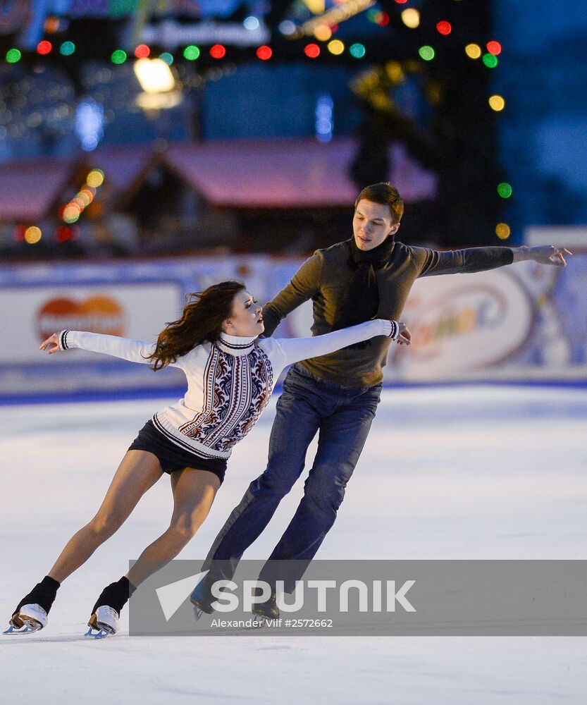 Celebrating birthday of honorary president of Russian Olympic Committee Vitaly Smirnov