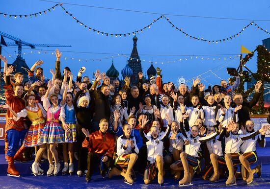 Celebrating birthday of honorary president of Russian Olympic Committee Vitaly Smirnov
