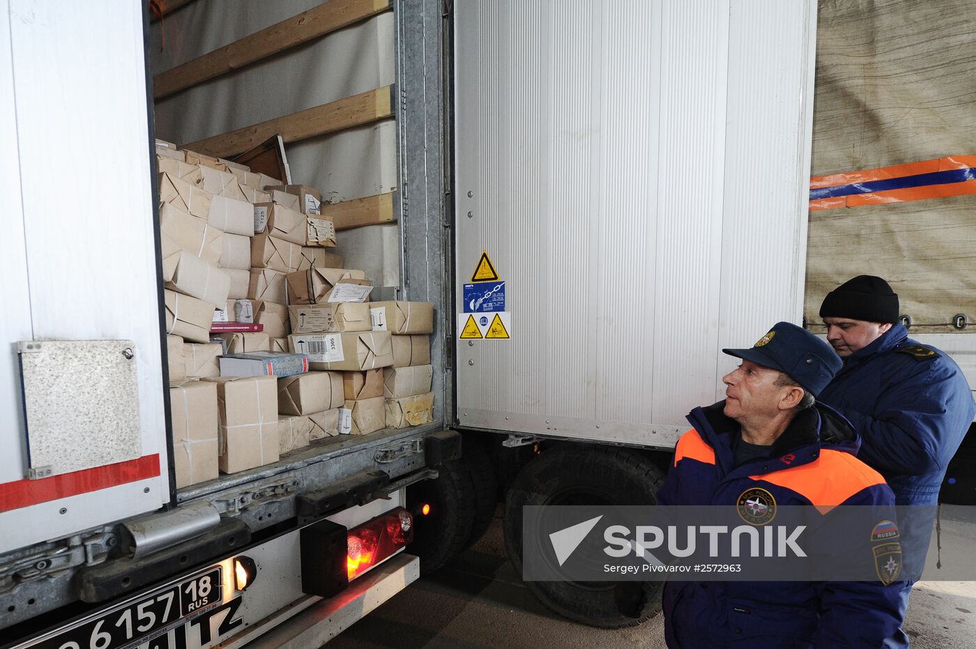 Fourteenth humanitarian aid convoy departs for southeastern Ukraine