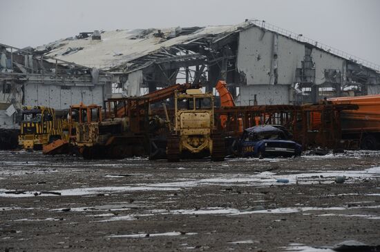 Destroyed airport in Donetsk