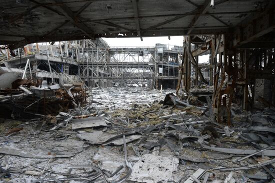 Destroyed airport in Donetsk