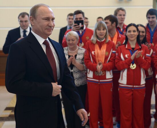 Vladimir Putin meets with winners of the 2015 Winter Universiade