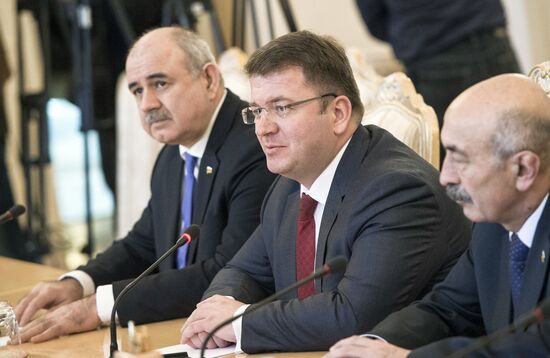 Foreign Minister Sergey Lavrov meets with Foreign Minister of South Ossetia David Sanakoyev