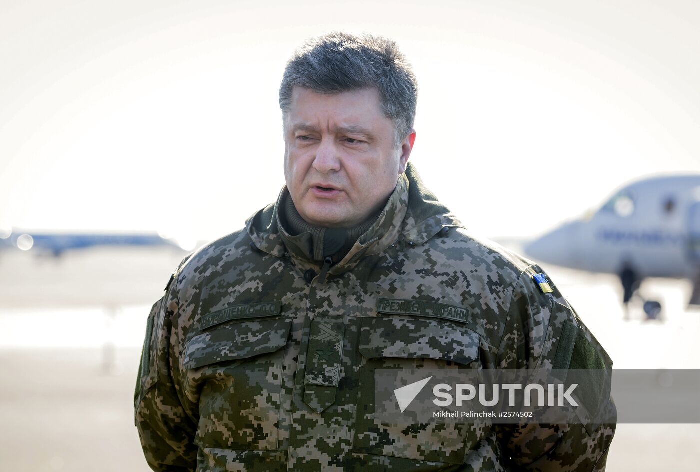 Ukrainian President Petro Poroshenko before his flight to military operation area