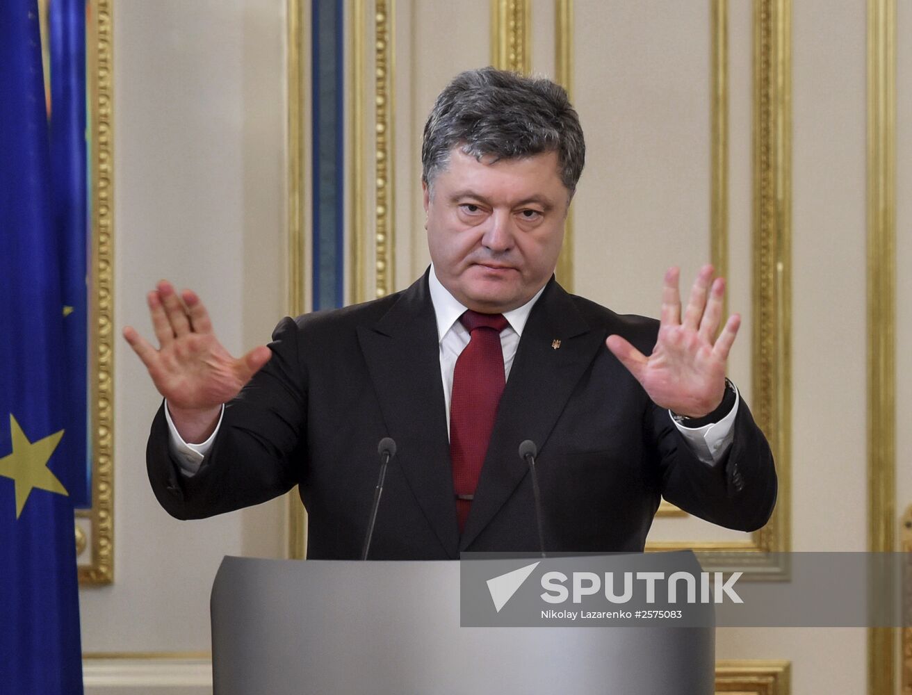 Press conference by Petro Poroshenko and Johannes Hahn in Kiev