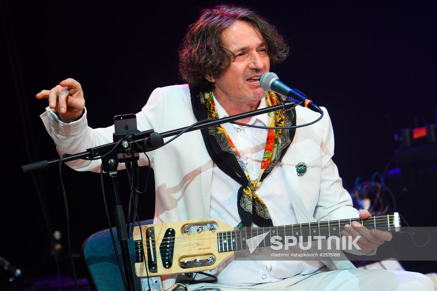 Emir Kustirica and Goran Bregović in concert