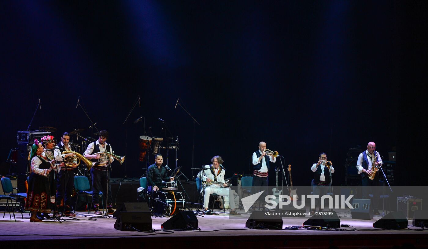 Emir Kustirica and Goran Bregović in concert