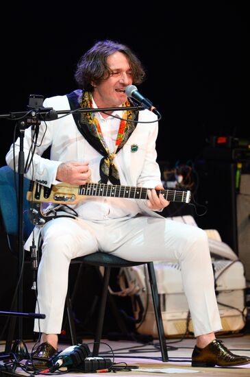Emir Kustirica and Goran Bregović in concert