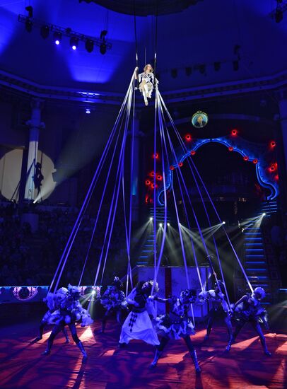 Dress rehearsal of Royal Circus show