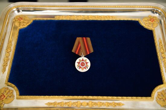 President Putin awards medals in the Kremlin to WWII veterans