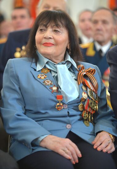 President Putin awards medals to veterans of Great Patriotic War in Kremlin