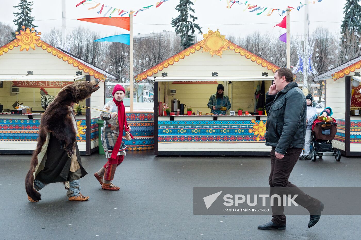 Moscow Mayor Sergei Sobyanin visits Pancake Festival at VDNKh
