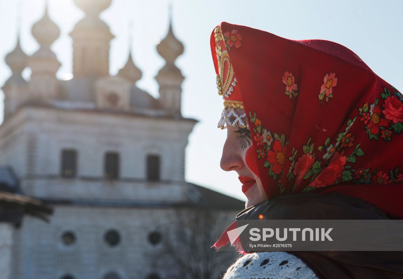 Maslenitsa celebration in Yuryevo-Polskoye